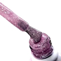 Fabulous No. 563, Flashing Lights, Molly Nails