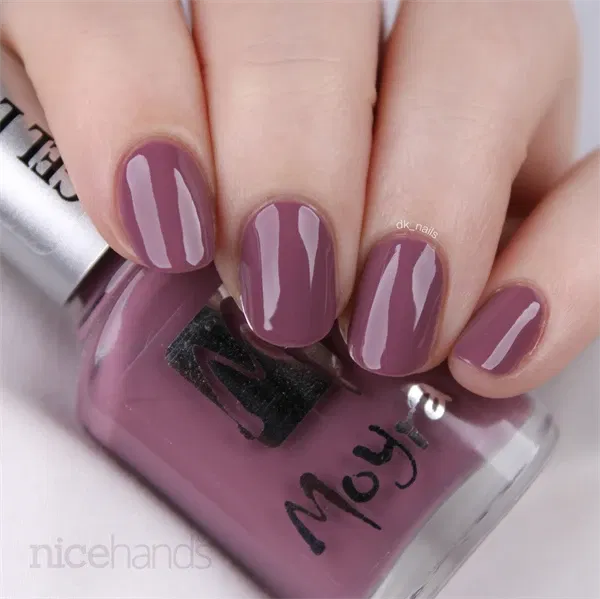 925 Desirée, Moyra Gel look Neglelak