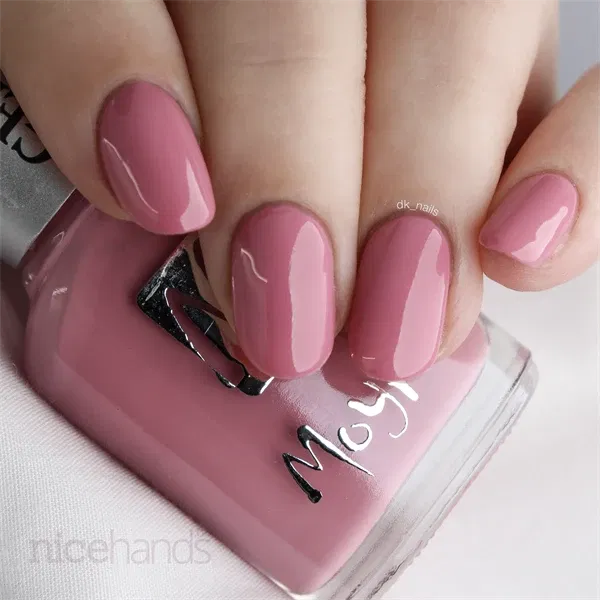 952 Solange, Moyra Gel look Neglelak