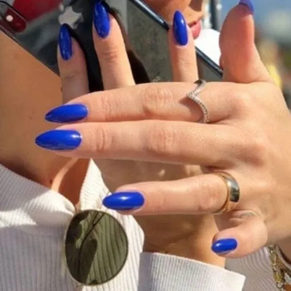 238 Blue Eyeshadow, CND Vinylux, New Wave