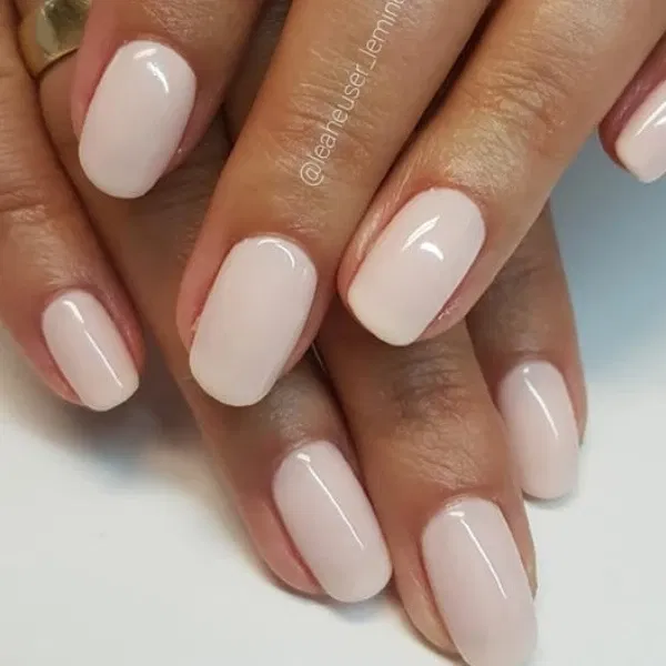 203 Winter Glow, CND Vinylux, Aurora Collection