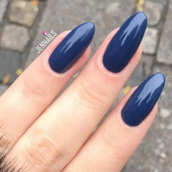 257 Winter Nights, CND Vinylux