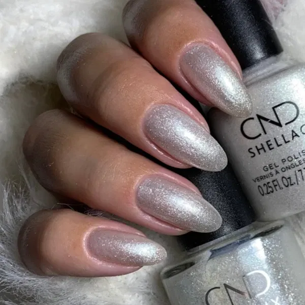 479 Winter Warrior, Queen Tessential, CND Vinylux